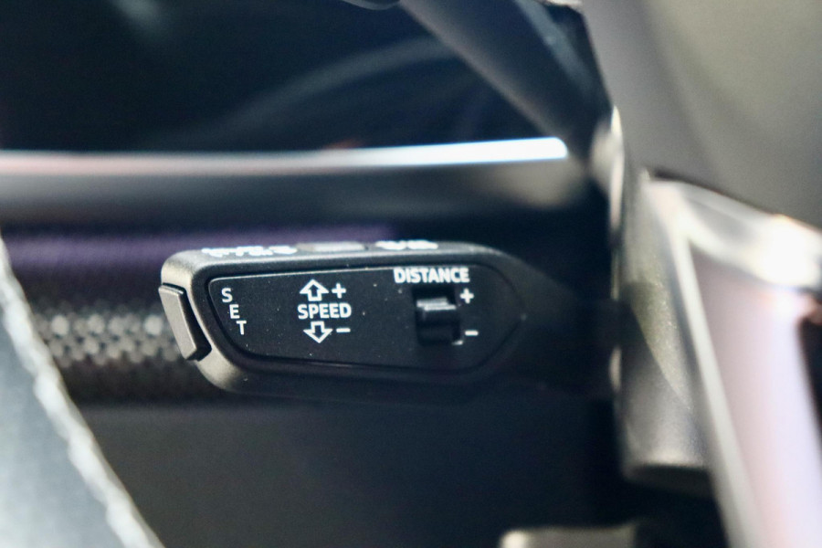 Audi Q8 55 TFSI e Q Pro Line S|RS Zetels|Massage|PANO|VOL