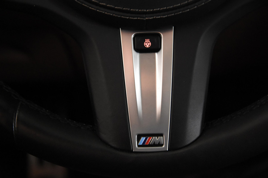 BMW X5 M50i *Panoramadak*Luchtvering*FULL-OPTIONS*