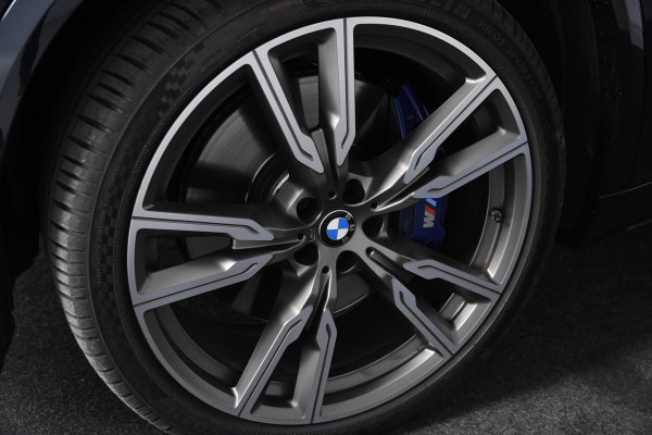 BMW X5 M50i *Panoramadak*Luchtvering*FULL-OPTIONS*