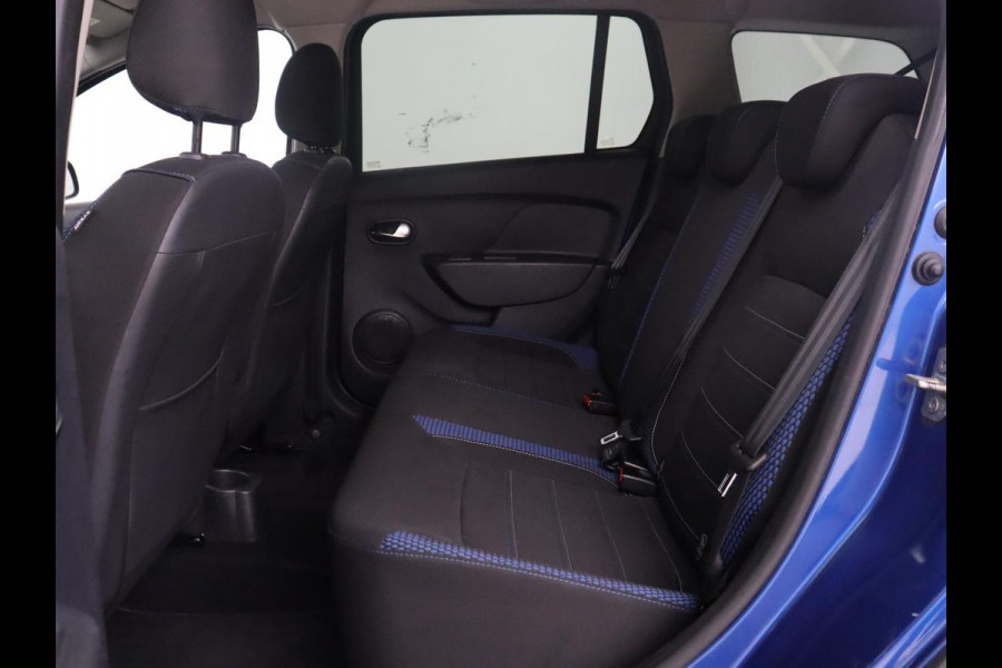 Dacia Logan MCV 1.0 TCe Bi-Fuel Stepway Serie Limitee 15th Anniv. | Cruise control | Camera | Bluetooth | DAB | Park assist | Climate control | Navigatie |