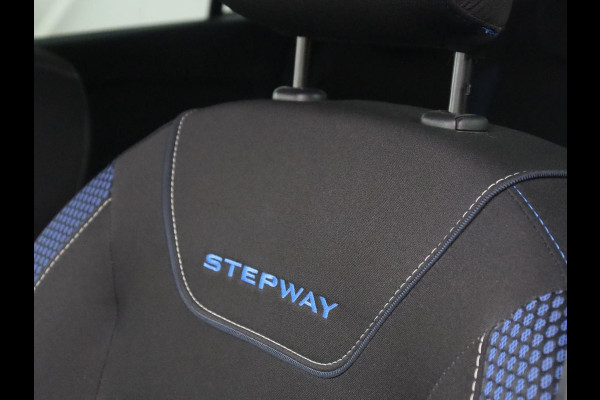 Dacia Logan MCV 1.0 TCe Bi-Fuel Stepway Serie Limitee 15th Anniv. | Cruise control | Camera | Bluetooth | DAB | Park assist | Climate control | Navigatie |