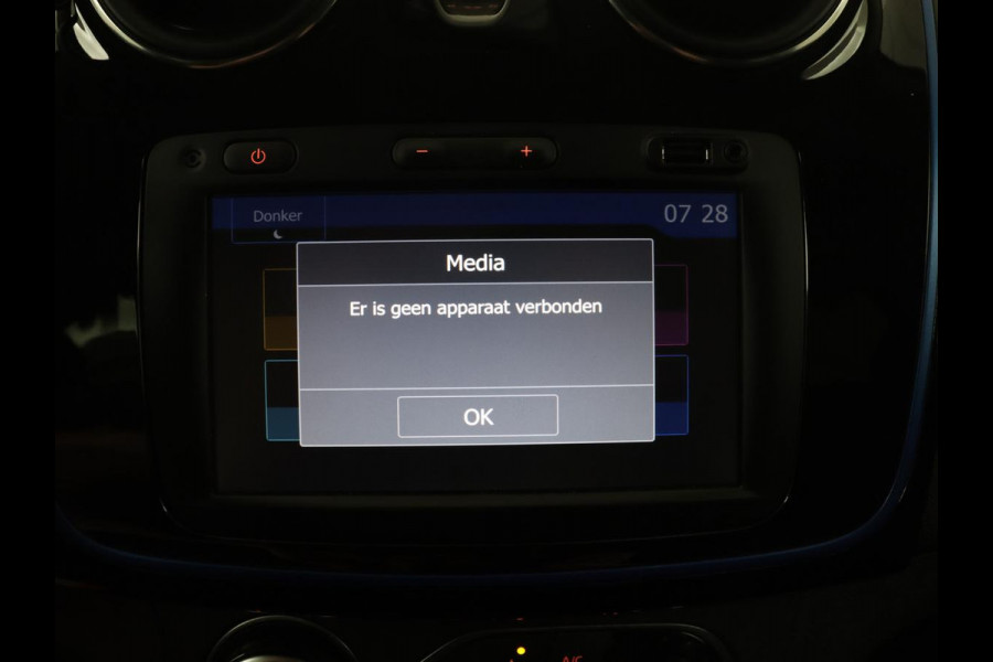 Dacia Logan MCV 1.0 TCe Bi-Fuel Stepway Serie Limitee 15th Anniv. | Cruise control | Camera | Bluetooth | DAB | Park assist | Climate control | Navigatie |
