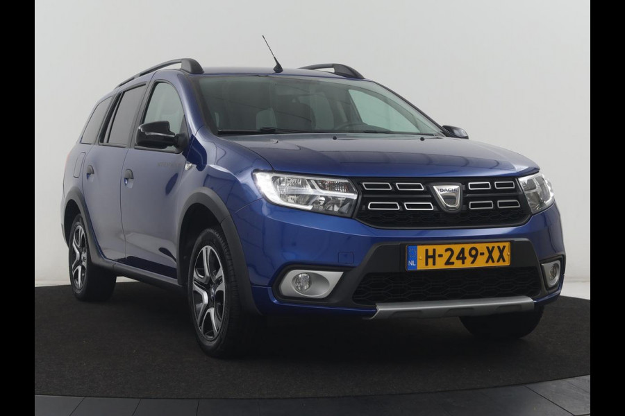 Dacia Logan MCV 1.0 TCe Bi-Fuel Stepway Serie Limitee 15th Anniv. | Cruise control | Camera | Bluetooth | DAB | Park assist | Climate control | Navigatie |