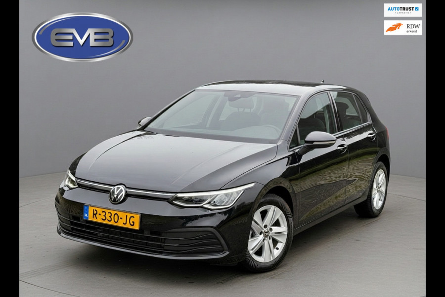 Volkswagen Golf 1.0 TSI Life, digitaal cockpit, stoelverwarming, sfeerverlichting, cruise controle