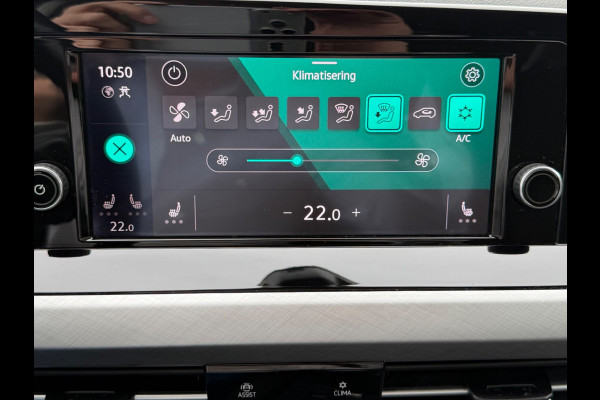 Volkswagen Golf 1.0 TSI Life, digitaal cockpit, stoelverwarming, sfeerverlichting, cruise controle