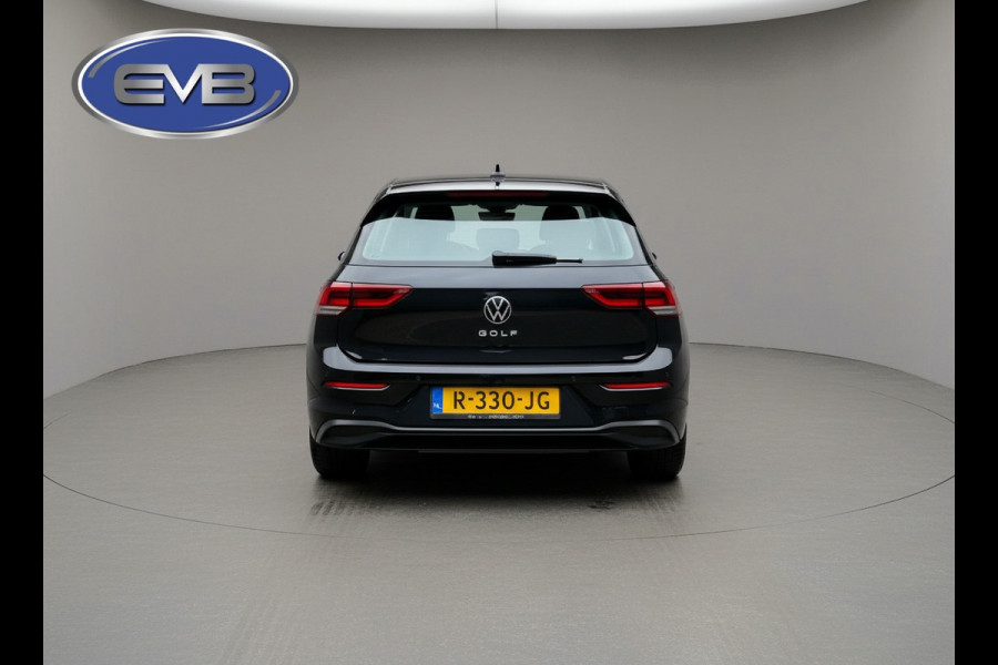 Volkswagen Golf 1.0 TSI Life, digitaal cockpit, stoelverwarming, sfeerverlichting, cruise controle