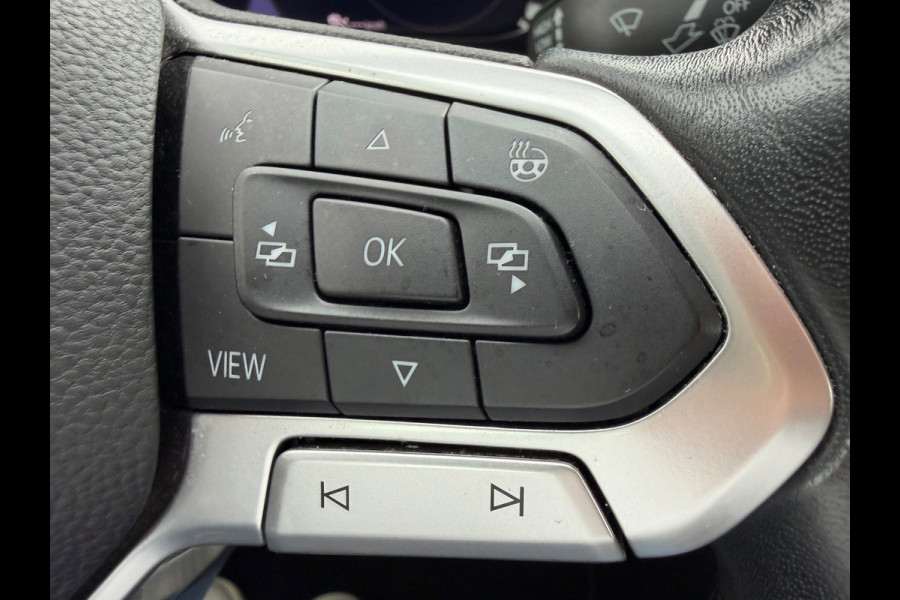 Volkswagen Golf 1.0 TSI Life, digitaal cockpit, stoelverwarming, sfeerverlichting, cruise controle