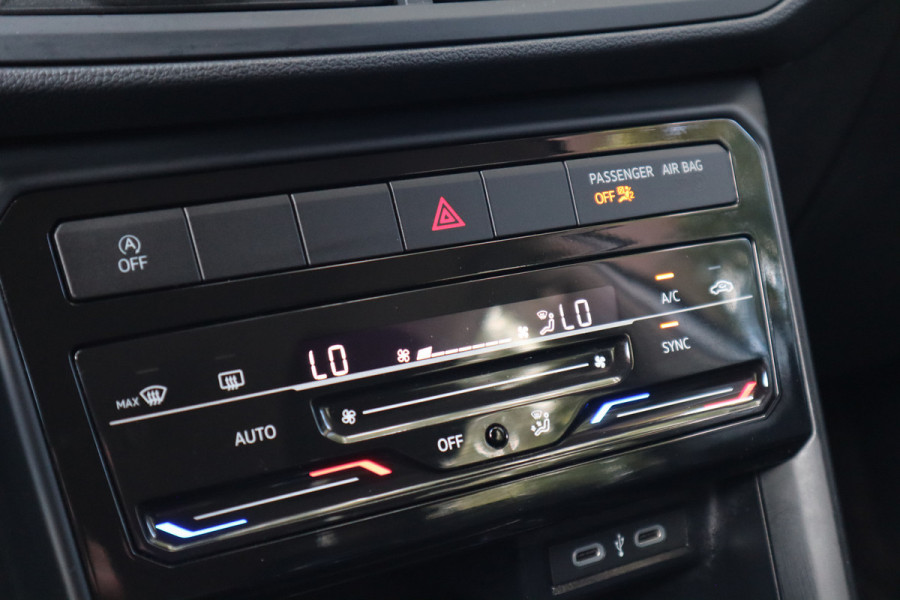 Volkswagen T-Cross 1.0 TSI Life | Carplay | ACC |