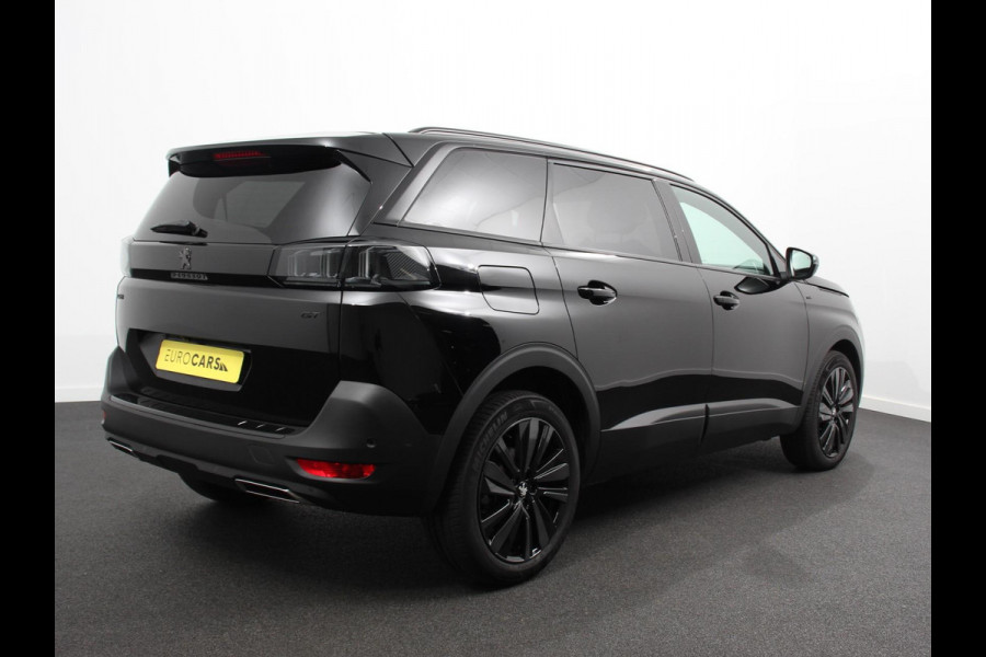 Peugeot 5008 1.2 PureTech GT Black Pack 7persoons Climate control Adaptive cruise control Achteruitrij camera Verwarmde voorstoelen Keyless Navigatie LED Apple Carplay/ Android Auto
