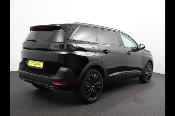 Peugeot 5008 1.2 PureTech GT Black Pack 7persoons Climate control Adaptive cruise control Achteruitrij camera Verwarmde voorstoelen Keyless Navigatie LED Apple Carplay/ Android Auto
