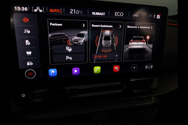 CUPRA Formentor 1.4 e-Hybrid VZ Performance 245 pk Automaat | Navigatie | Panoramadak | Parkeersensoren (Park assist) | Achteruitrijcamera | Lederen bekleding | Elektr. bestuurdersstoel met geheugen |
