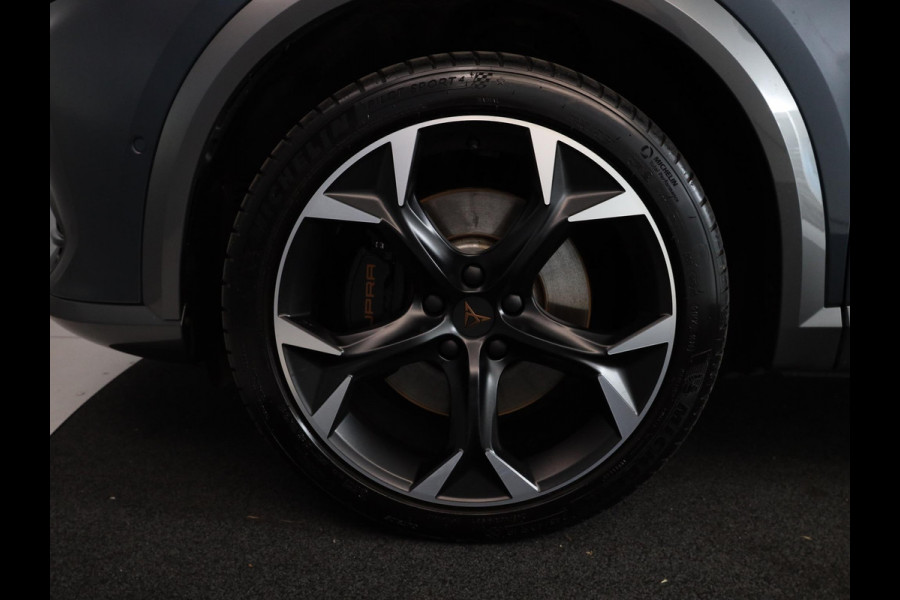 CUPRA Formentor 1.4 e-Hybrid VZ Performance 245 pk Automaat | Navigatie | Panoramadak | Parkeersensoren (Park assist) | Achteruitrijcamera | Lederen bekleding | Elektr. bestuurdersstoel met geheugen |