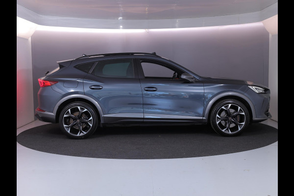 CUPRA Formentor 1.4 e-Hybrid VZ Performance 245 pk Automaat | Navigatie | Panoramadak | Parkeersensoren (Park assist) | Achteruitrijcamera | Lederen bekleding | Elektr. bestuurdersstoel met geheugen |