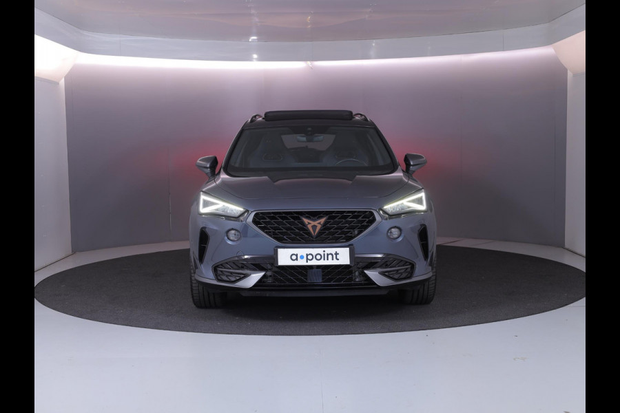 CUPRA Formentor 1.4 e-Hybrid VZ Performance 245 pk Automaat | Navigatie | Panoramadak | Parkeersensoren (Park assist) | Achteruitrijcamera | Lederen bekleding | Elektr. bestuurdersstoel met geheugen |