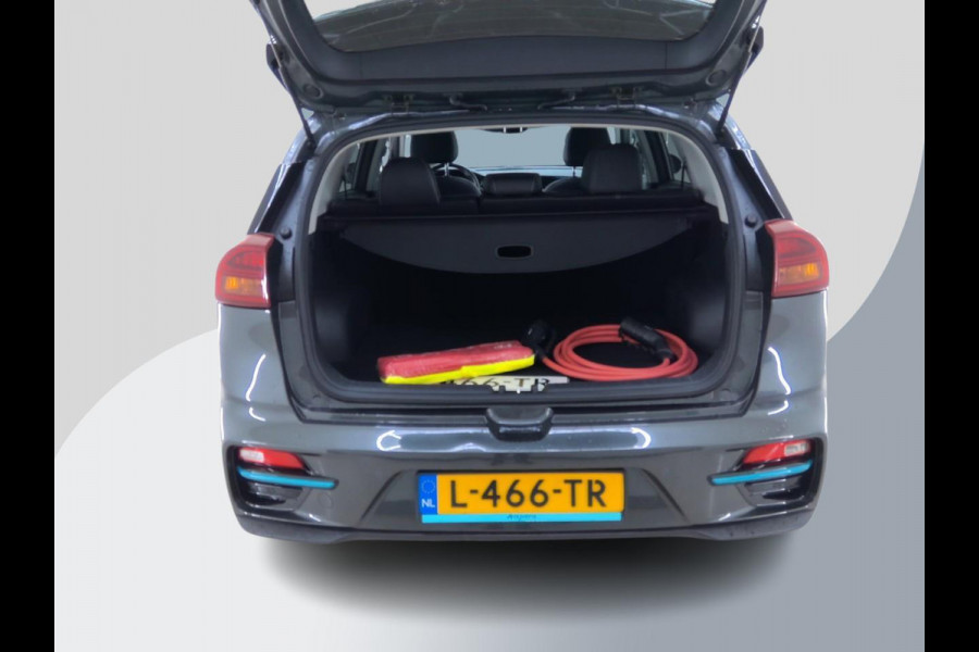 Kia e-Niro DynamicPlusLine 64 kWh | SOH 100% | Trekhaak met Afneembare Kogel | Navigatie | Schuif -Kantel Dak | WORDT VERWACHT