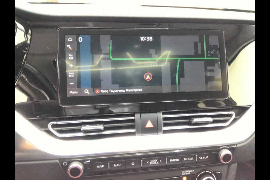 Kia e-Niro DynamicPlusLine 64 kWh | SOH 100% | Trekhaak met Afneembare Kogel | Navigatie | Schuif -Kantel Dak | WORDT VERWACHT
