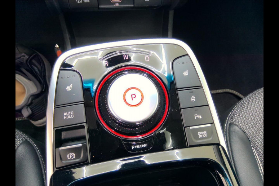 Kia e-Niro DynamicPlusLine 64 kWh | SOH 100% | Trekhaak met Afneembare Kogel | Navigatie | Schuif -Kantel Dak | WORDT VERWACHT