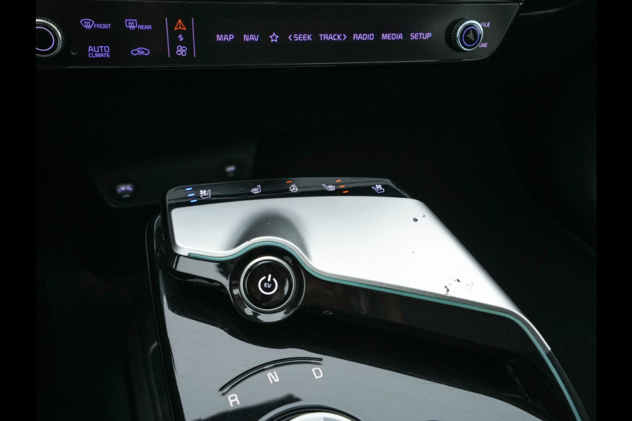 Kia Ev6 Plus 77.4 kWh [3-Fase-11kW] {SoH-96%} (INCL-BTW) Aut. *LEATHER | ADAPTIVE-CRUISE | DIGI-COCKPIT | MERIDIAN-AUDIO | MEMORY-PACK | FULL-LED | KEYLESS | CAMERA | DAB | BLIND-SPOT | NAVI-FULLMAP | PRIVACY-GLASS | AMBIENT-LIGHT | 19''
