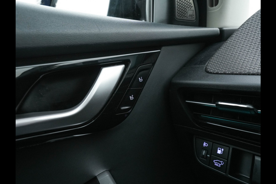 Kia Ev6 Plus 77.4 kWh [3-Fase-11kW] {SoH-96%} (INCL-BTW) Aut. *LEATHER | ADAPTIVE-CRUISE | DIGI-COCKPIT | MERIDIAN-AUDIO | MEMORY-PACK | FULL-LED | KEYLESS | CAMERA | DAB | BLIND-SPOT | NAVI-FULLMAP | PRIVACY-GLASS | AMBIENT-LIGHT | 19''
