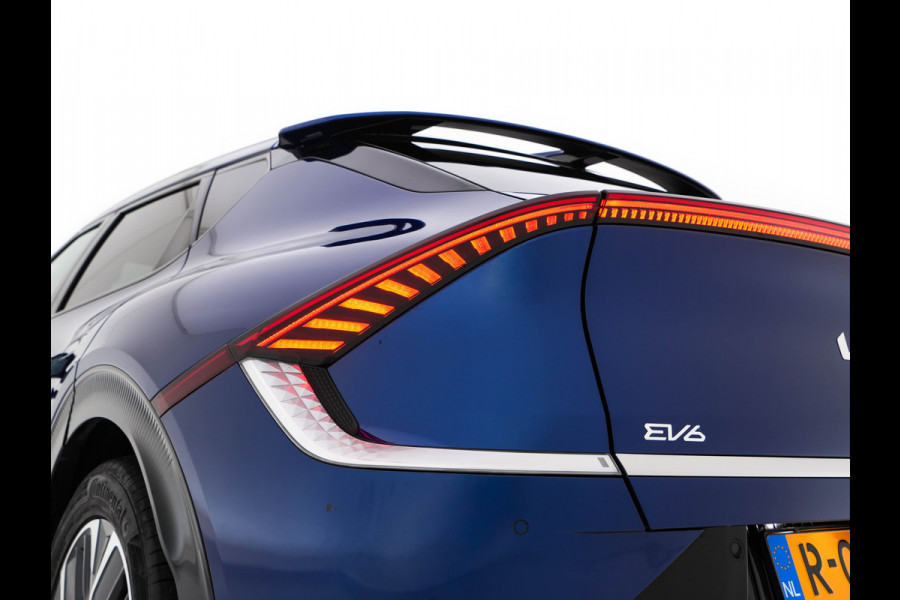 Kia Ev6 Plus 77.4 kWh [3-Fase-11kW] {SoH-96%} (INCL-BTW) Aut. *LEATHER | ADAPTIVE-CRUISE | DIGI-COCKPIT | MERIDIAN-AUDIO | MEMORY-PACK | FULL-LED | KEYLESS | CAMERA | DAB | BLIND-SPOT | NAVI-FULLMAP | PRIVACY-GLASS | AMBIENT-LIGHT | 19''