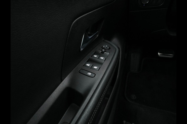 Opel Mokka Electric Level 4 50 kWh [3-Fase-11kW] {SoH-95%} (INCL.BTW) Aut. *HEATPUMP | LEATHER-FABRIC | DIGI-COCKPIT | FULL-LED | CAMERA | COMFORTSEATS | KEYLESS | DAB+ | ECC | CRUISE | 17''ALU*