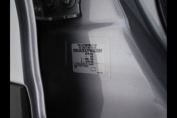 Opel Mokka Electric Level 4 50 kWh [3-Fase-11kW] {SoH-95%} (INCL.BTW) Aut. *HEATPUMP | LEATHER-FABRIC | DIGI-COCKPIT | FULL-LED | CAMERA | COMFORTSEATS | KEYLESS | DAB+ | ECC | CRUISE | 17''ALU*