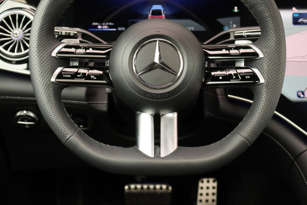 Mercedes-Benz EQE SUV 350 4MATIC AMG Line Premium+ 91 kWh | Hyperscreen | Luchtvering | Achterasbesturing | Distronic+ | Panoramadak | Burmester | Digital Light | Surround Camera | 22kW | Warmtepomp |