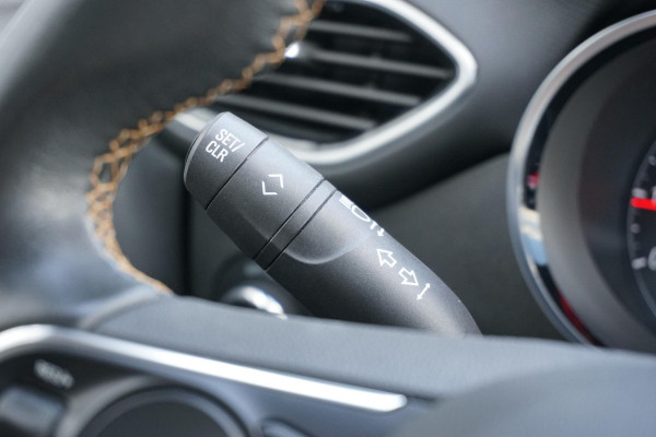 Opel Crossland X 1.2 Turbo Innovation *25.051 NAP* + TREKHAAK / NAVI / KEYLESS / SENSOREN / CARPLAY