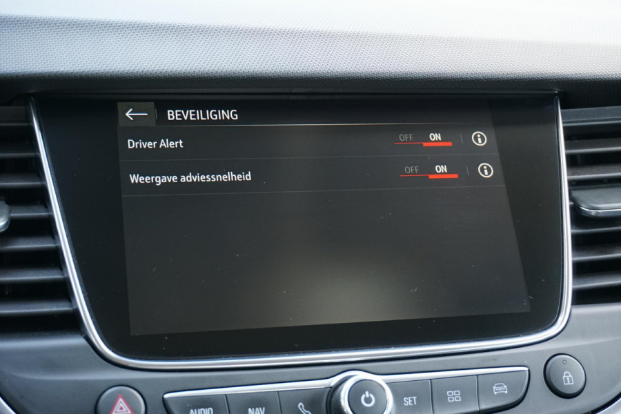 Opel Crossland X 1.2 Turbo Innovation *25.051 NAP* + TREKHAAK / NAVI / KEYLESS / SENSOREN / CARPLAY