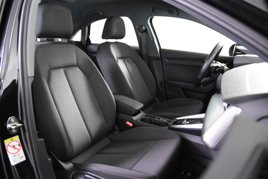 Audi A3 Sportback 30 TFSI S-tronic *1ste Eigenaar*Navigatie*PDC*