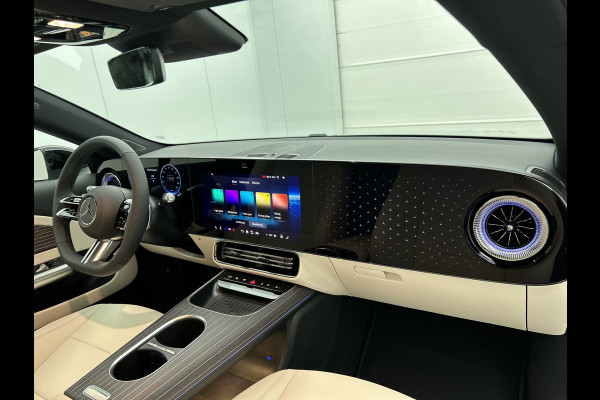 Mercedes-Benz CLA-Klasse Shooting Brake 250+ Business Solution AMG 85 kWh | Nightpakket | Trekhaak | Vast panoramadak | 18 inch vijfspaaks lichtmetalen AMG-velgen | URBAN GUARD | Massagefunctie | Sierdelen in openporig bruin eikenhout |