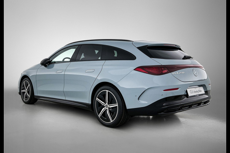 Mercedes-Benz CLA-Klasse Shooting Brake 250+ Business Solution AMG 85 kWh | Nightpakket | Trekhaak | Vast panoramadak | 18 inch vijfspaaks lichtmetalen AMG-velgen | URBAN GUARD | Massagefunctie | Sierdelen in openporig bruin eikenhout |