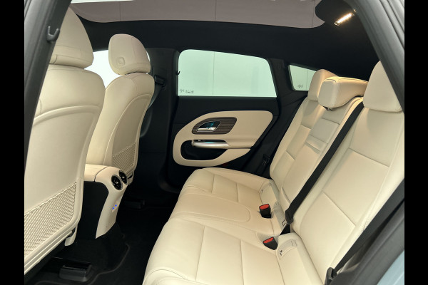 Mercedes-Benz CLA-Klasse Shooting Brake 250+ Business Solution AMG 85 kWh | Nightpakket | Trekhaak | Vast panoramadak | 18 inch vijfspaaks lichtmetalen AMG-velgen | URBAN GUARD | Massagefunctie | Sierdelen in openporig bruin eikenhout |