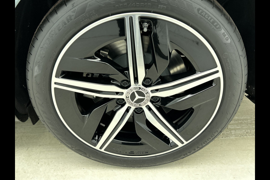 Mercedes-Benz CLA-Klasse Shooting Brake 250+ Business Solution AMG 85 kWh | Nightpakket | Trekhaak | Vast panoramadak | 18 inch vijfspaaks lichtmetalen AMG-velgen | URBAN GUARD | Massagefunctie | Sierdelen in openporig bruin eikenhout |