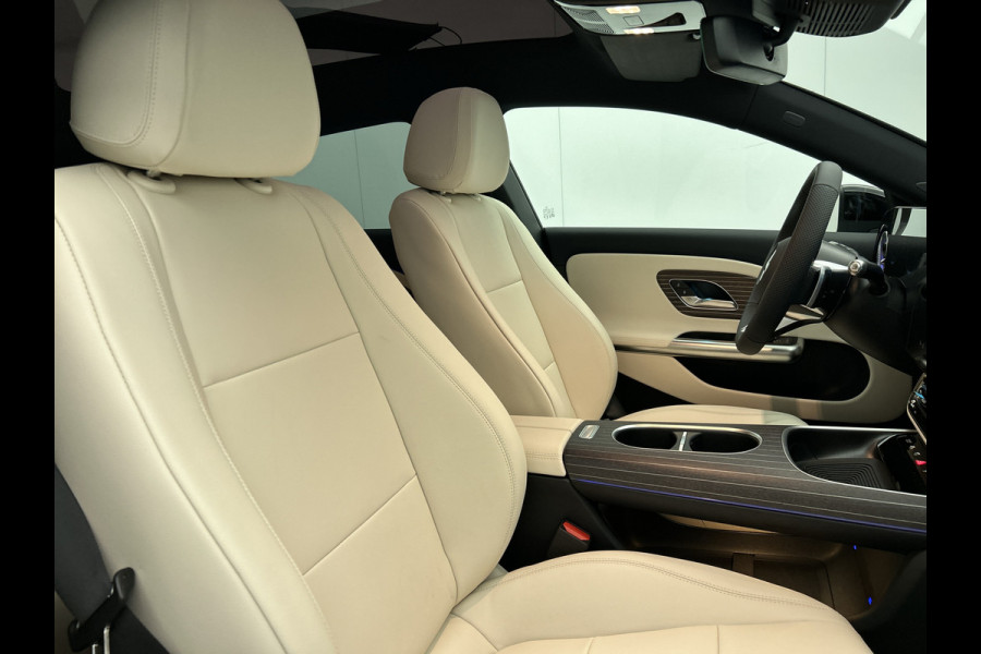 Mercedes-Benz CLA-Klasse Shooting Brake 250+ Business Solution AMG 85 kWh | Nightpakket | Trekhaak | Vast panoramadak | 18 inch vijfspaaks lichtmetalen AMG-velgen | URBAN GUARD | Massagefunctie | Sierdelen in openporig bruin eikenhout |