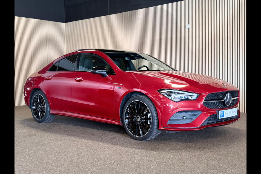 Mercedes-Benz CLA-Klasse 250e AMG STYLING-PANORAMA-NIGHT-MEMORY-TREKHAAK-CAMERA-ZEER COMPLEET