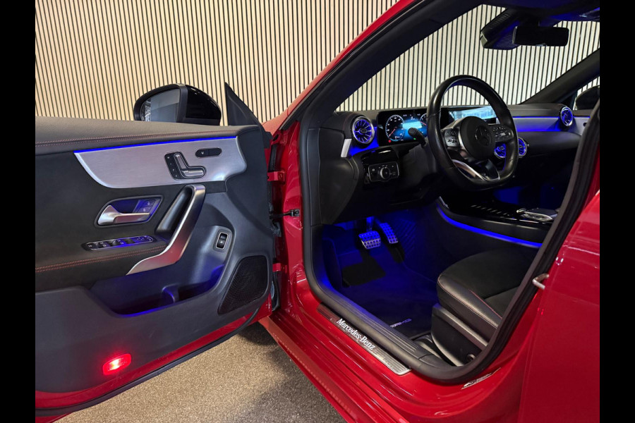 Mercedes-Benz CLA-Klasse 250e AMG STYLING-PANORAMA-NIGHT-MEMORY-TREKHAAK-CAMERA-ZEER COMPLEET