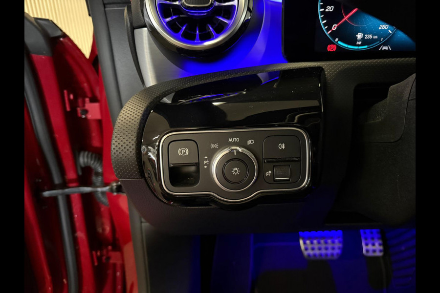 Mercedes-Benz CLA-Klasse 250e AMG STYLING-PANORAMA-NIGHT-MEMORY-TREKHAAK-CAMERA-ZEER COMPLEET