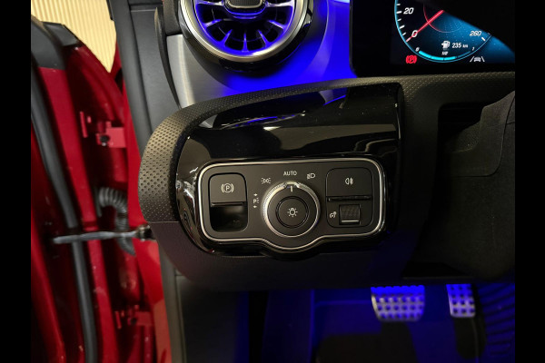 Mercedes-Benz CLA-Klasse 250e AMG STYLING-PANORAMA-NIGHT-MEMORY-TREKHAAK-CAMERA-ZEER COMPLEET