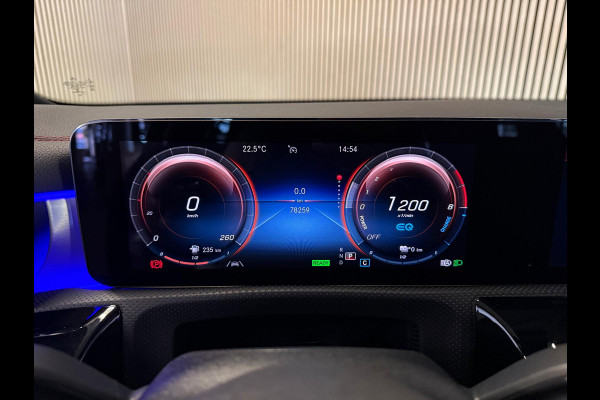 Mercedes-Benz CLA-Klasse 250e AMG STYLING-PANORAMA-NIGHT-MEMORY-TREKHAAK-CAMERA-ZEER COMPLEET