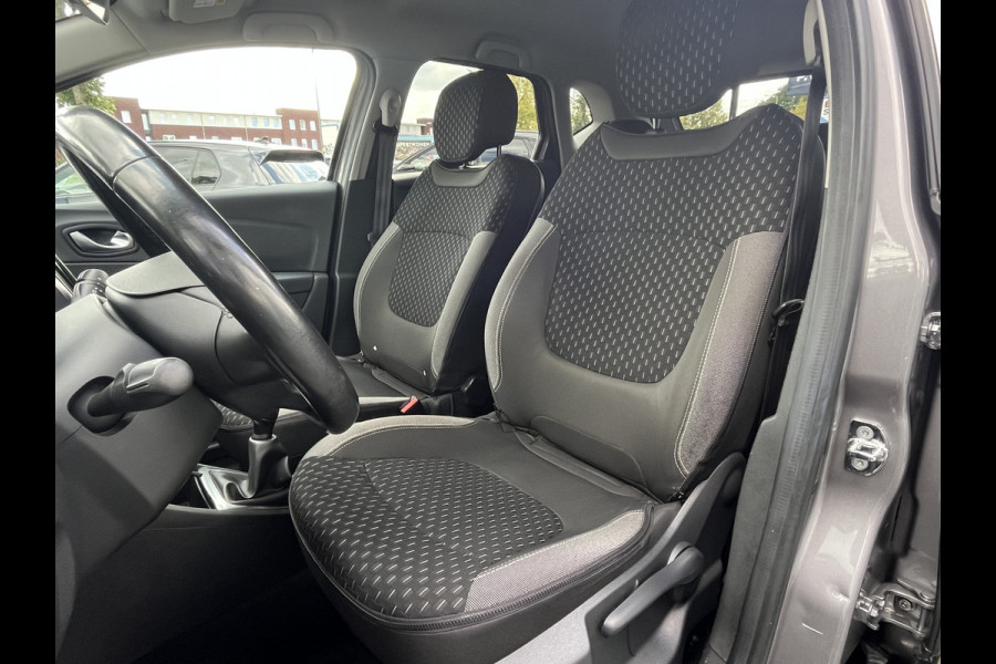 Renault Captur 0.9 TCe Intens | Trekhaak | Dodehoek | Camera | Navigatie | Keyless | LED Pure Vision | DAB+ | Carplay/Android Auto etc. etc.