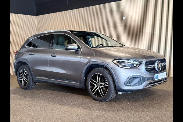 Mercedes-Benz GLA 250e Progressive-PANORAMA-MEMORY-CAMERA-KEYLESS GO-COMPLEET