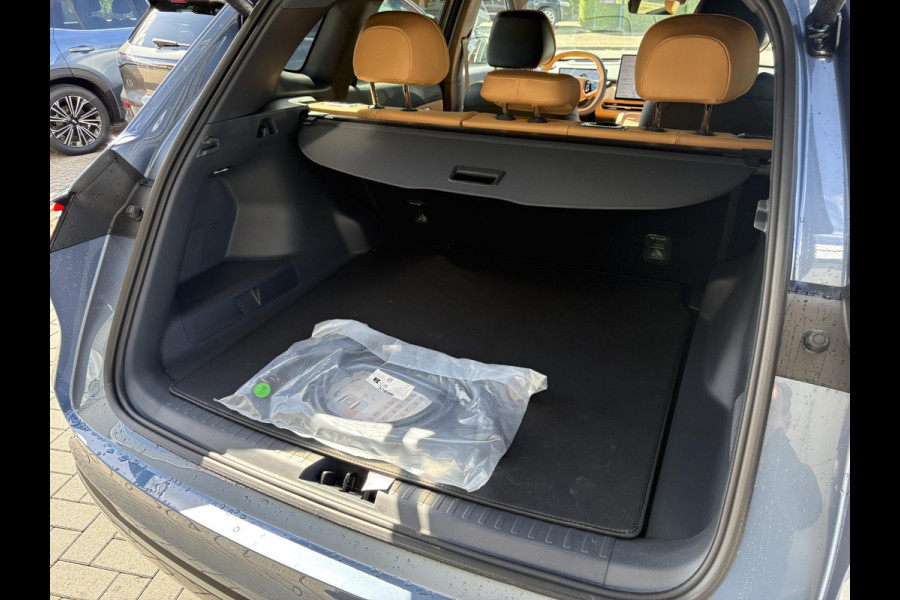 GEELY Starray EM-i 1.5 Max+ 262 PK | Panoramadak | Stoelverwarming & verkoeling | 136Km elektrisch bereik | 360 Camera | Achterbank verwarmd | Parkeersensoren | 19 Inch LMV |