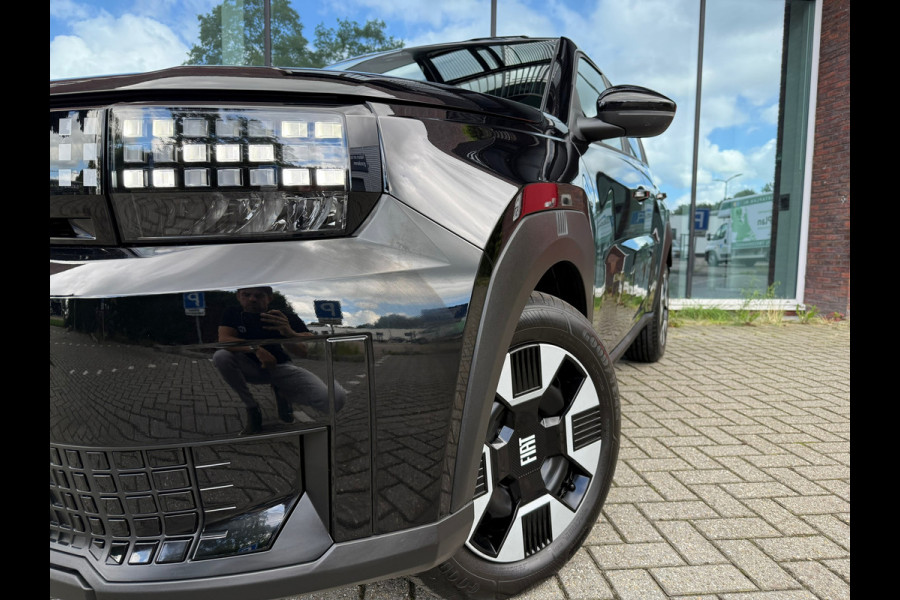 Fiat Grande Panda 1.2 Hybrid ICON - Automaat - Media - Airco - Nieuw!! - Org.NL