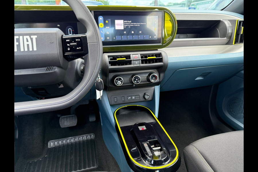 Fiat Grande Panda 1.2 Hybrid ICON - Automaat - Media - Airco - Nieuw!! - Org.NL