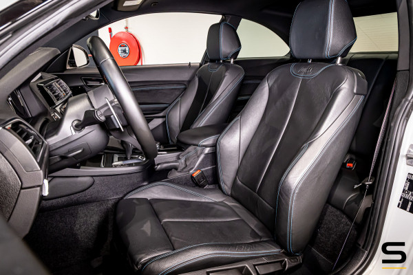 BMW 2 Serie Coupé M2 DCT Competition|410PK||Dealer onderhoud