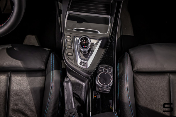 BMW 2 Serie Coupé M2 DCT Competition|410PK||Dealer onderhoud