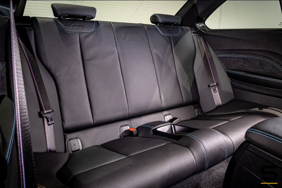 BMW 2 Serie Coupé M2 DCT Competition|410PK||Dealer onderhoud