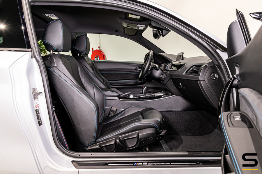 BMW 2 Serie Coupé M2 DCT Competition|410PK||Dealer onderhoud