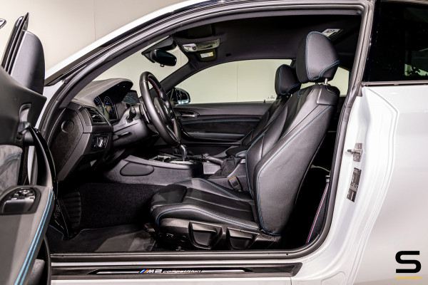 BMW 2 Serie Coupé M2 DCT Competition|410PK||Dealer onderhoud